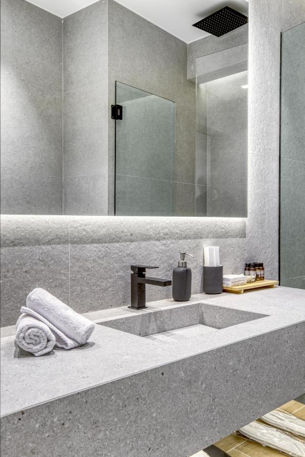 เอ็นส์เพลซ Apartment เอเธนส์ ภายนอก รูปภาพ